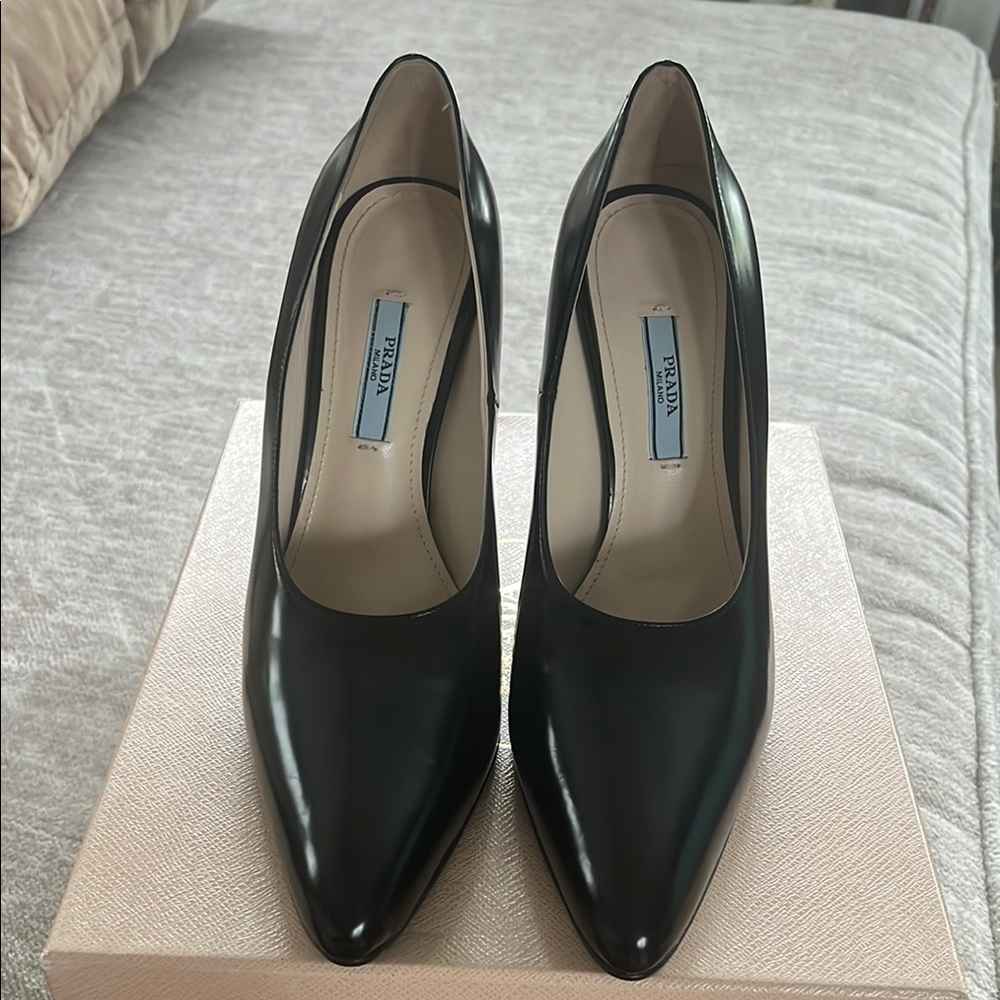 Calzature Donna Nero Prada Pumps - Picture 3 of 9